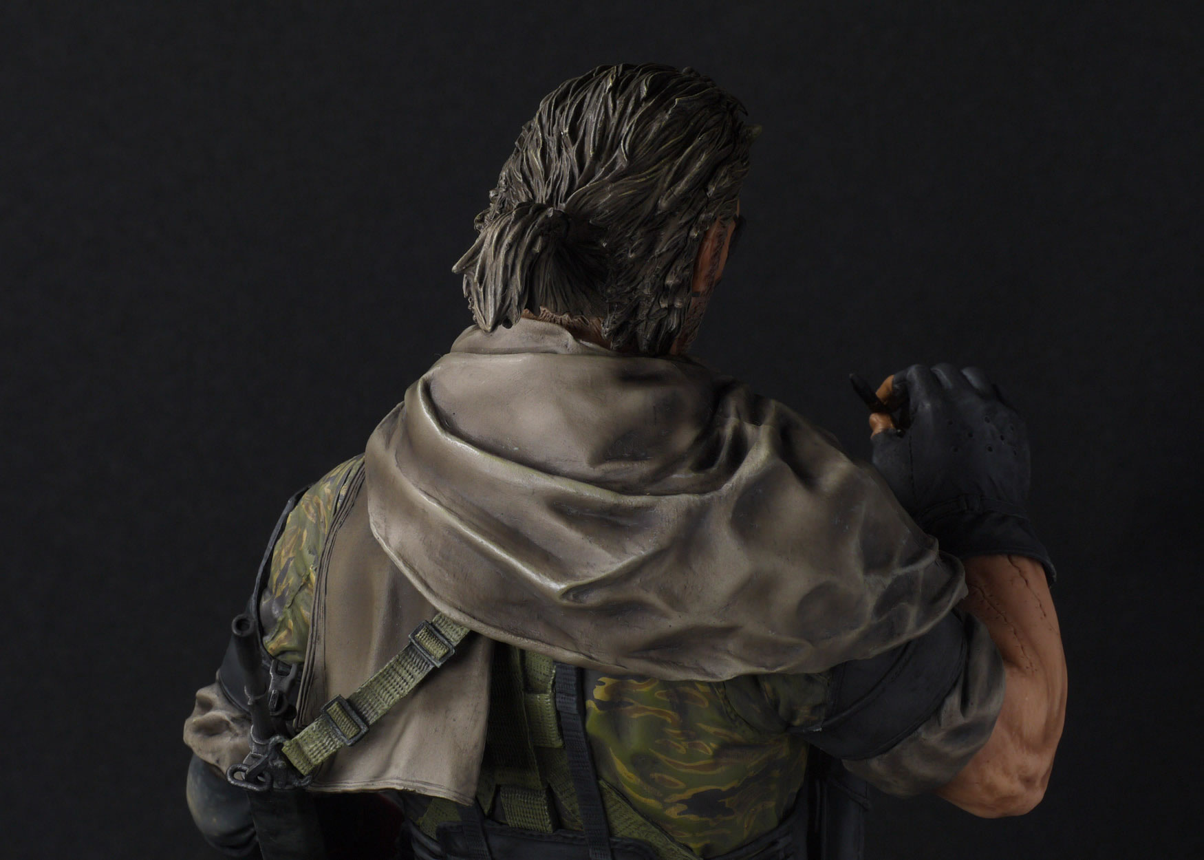 La statuette Gecco de Venom Snake en mille morceaux