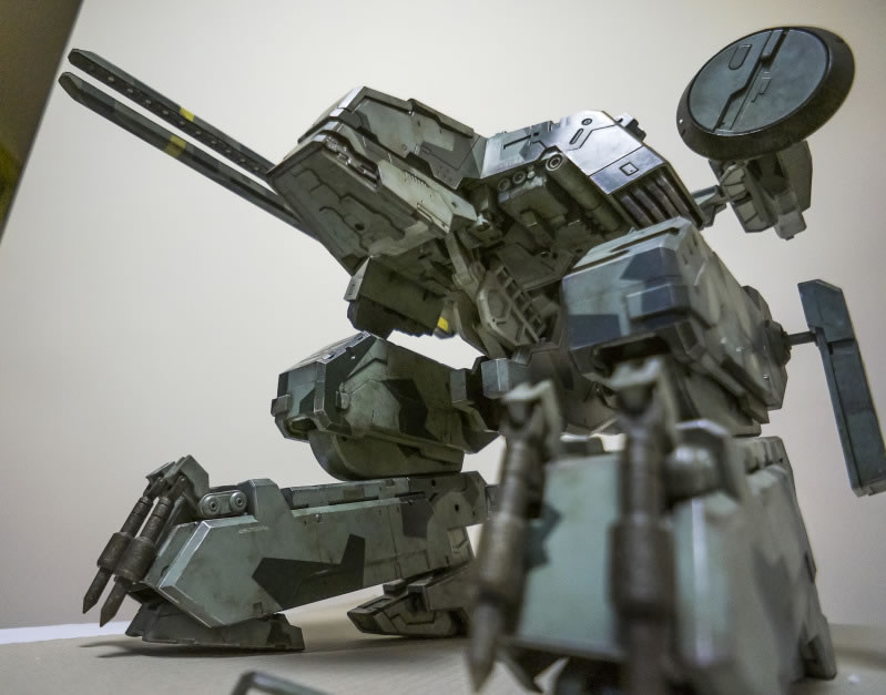 dballage du magnifique Metal Gear Rex sign Threea !