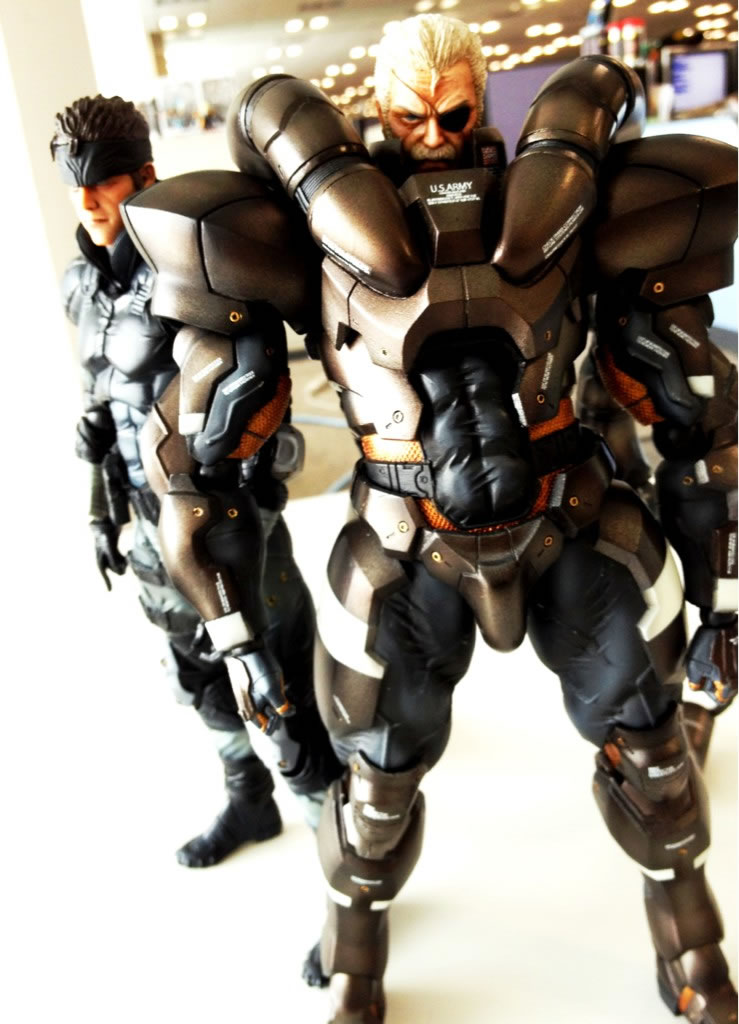 Figurine Play Arts Ka de Solidus Snake Metal Gear Solid 2