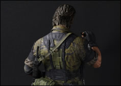 La statuette Gecco de Venom Snake en mille morceaux