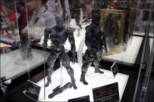 Solid Snake et Ninja Fox en figurine  la Comic Con