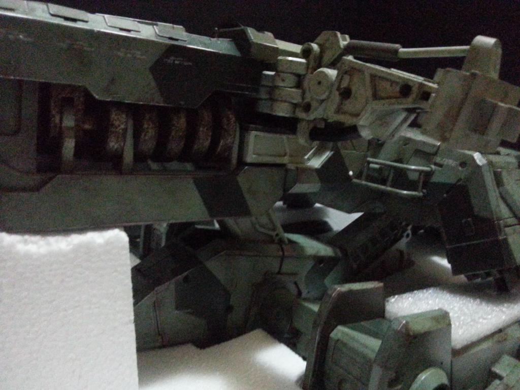 dballage du magnifique Metal Gear Rex sign Threea !