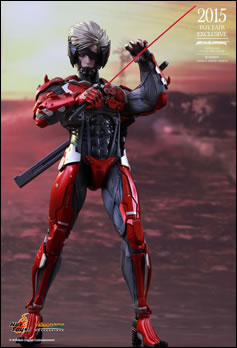 Raiden voit rouge avec une nouvelle figurine Hot Toys 'Inferno Armor Version'