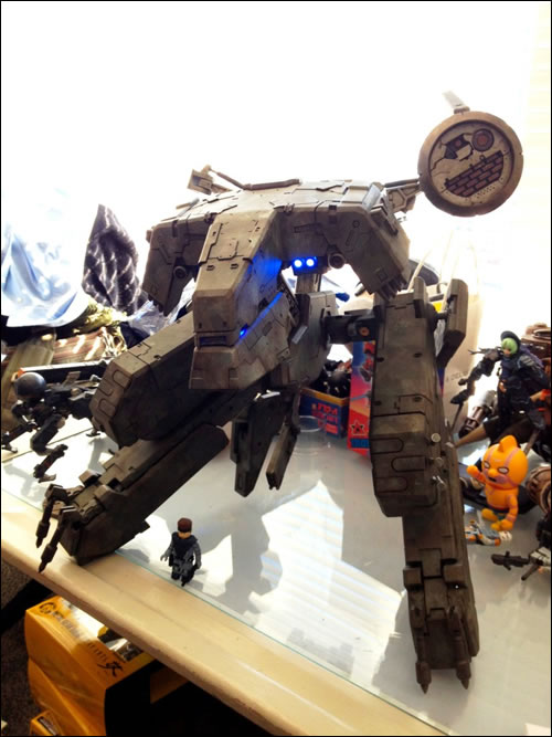 Figurine Metal Gear Rex par ThreeA chez Kojima Productions