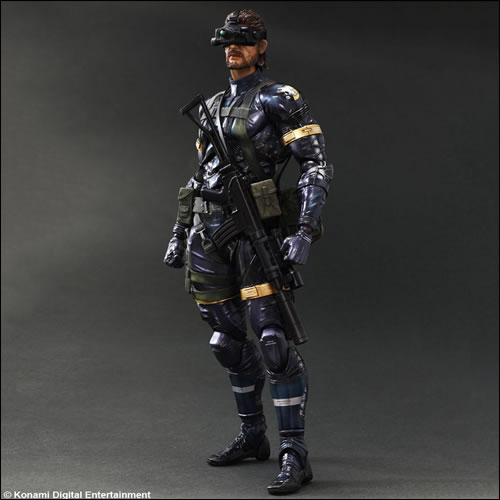 La figurine Play Arts Kai de Big Boss (Ground Zeroes) dispo au printemps