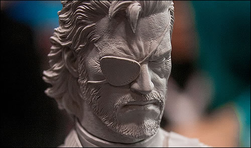 Des photos new-yorkaises pour les statuettes Gecco de Big Boss et Raiden