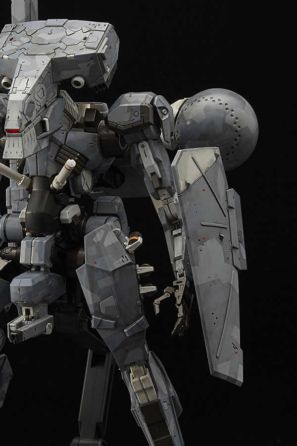 Les figurines Metal Gear Sahelanthropus de Sentinel et Kotobukiya : photos, prix et dates