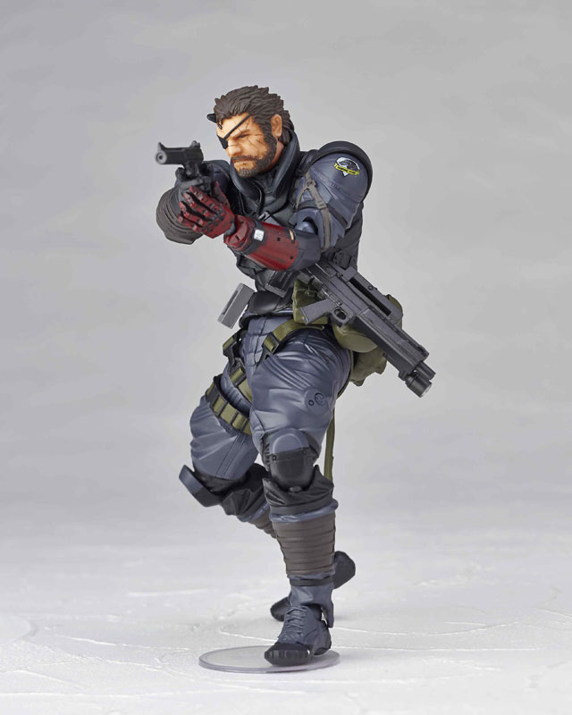 La figurine Vulcanlog de Venom Snake en Sneaking Suit illustre et date