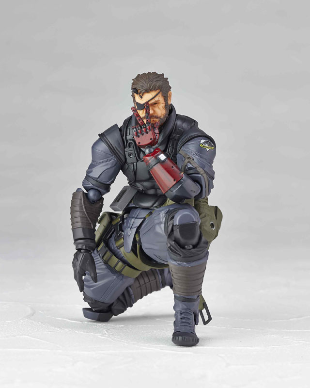 La figurine Vulcanlog de Venom Snake en Sneaking Suit illustre et date