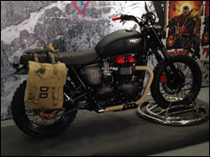 La Triumph Bonneville VTB.1 de Venom Snake en images